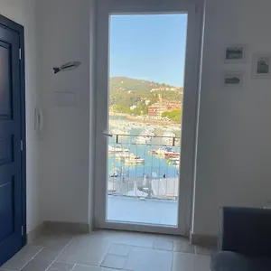 Apartment Ventidue - Fronte Mare, Lerici