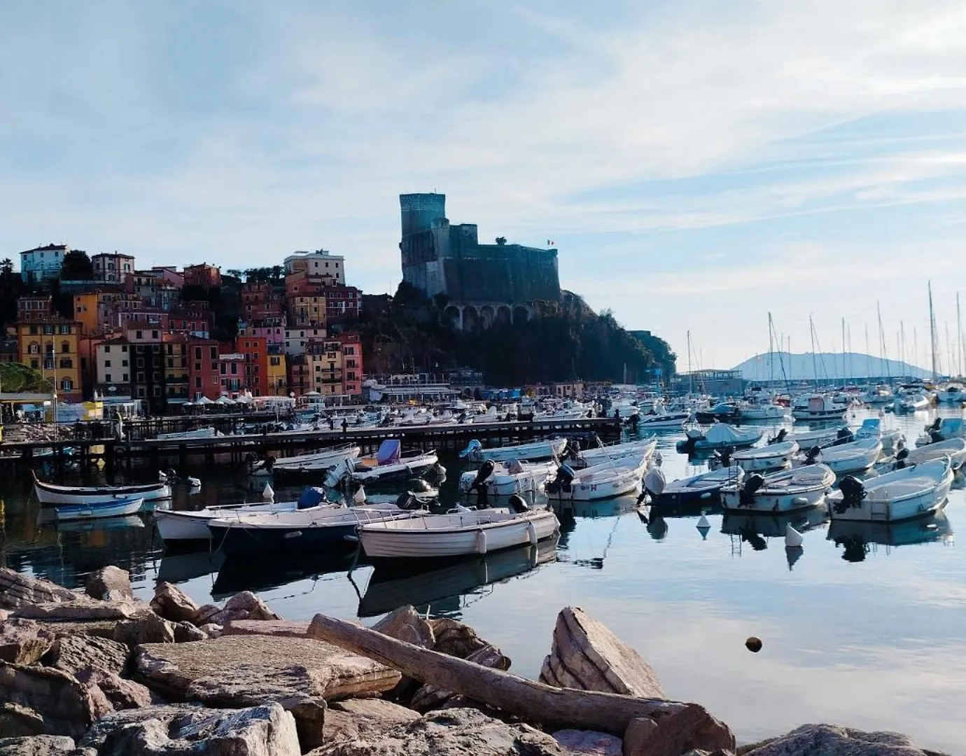 San Terenzo Lerici 4 Posti Letto, Parcheggio Privato Ed Aria Condizionata Apartment
